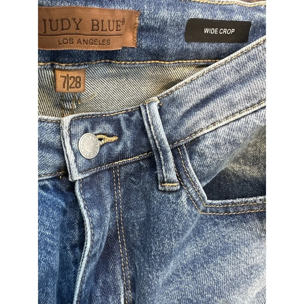 Judy Blue Wide Leg High Waist Rigid Magic Destroy Hem Crop Denim Jeans 7 / 28 - Picture 6 of 16